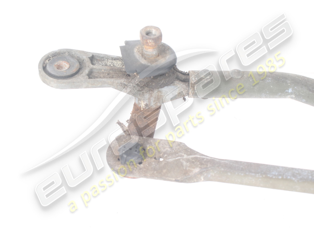 USED MASERATI WINDSCREEN WIPER UNIT. PART NUMBER 373300100 (6) used maserati windscreen wiper unit. part number 373300100 (6)