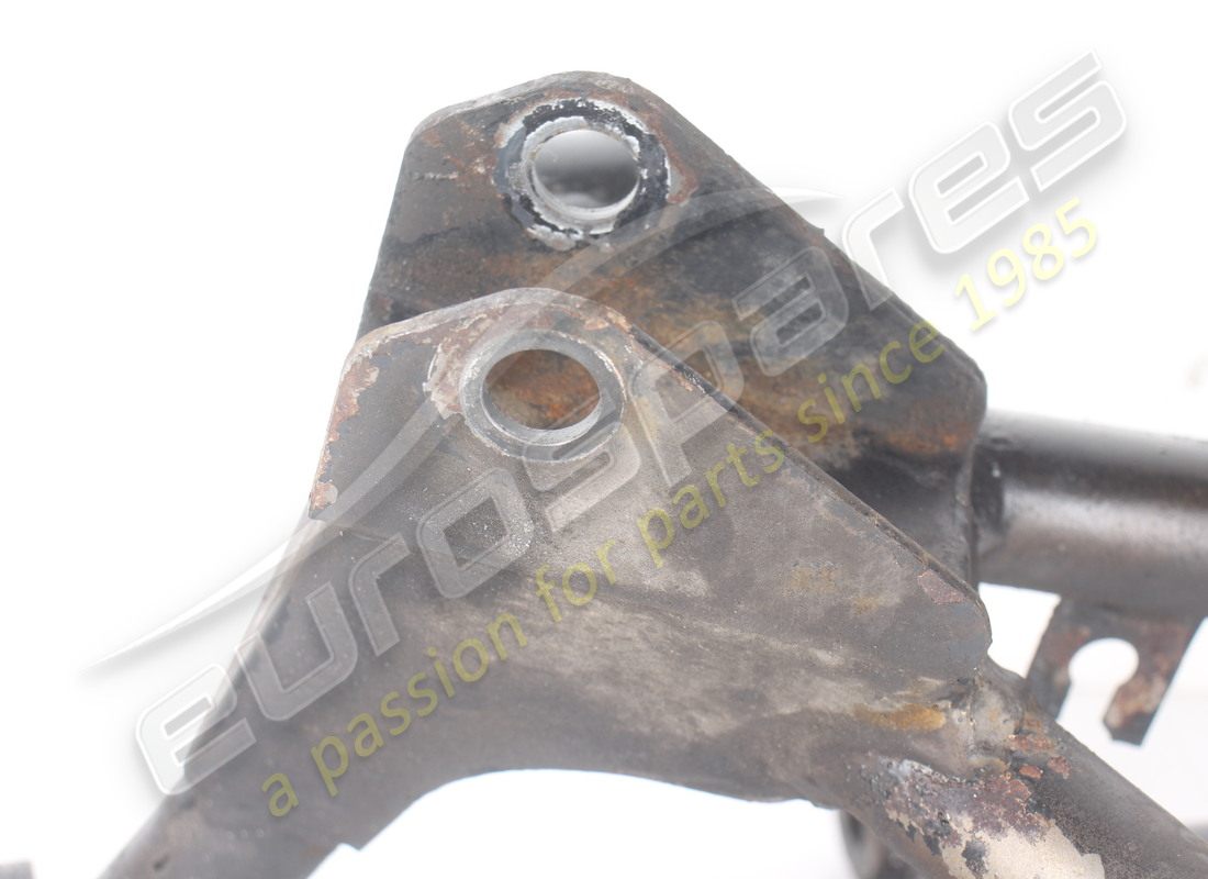 braccio sx usato maserati. numero parte 377000101 (4)