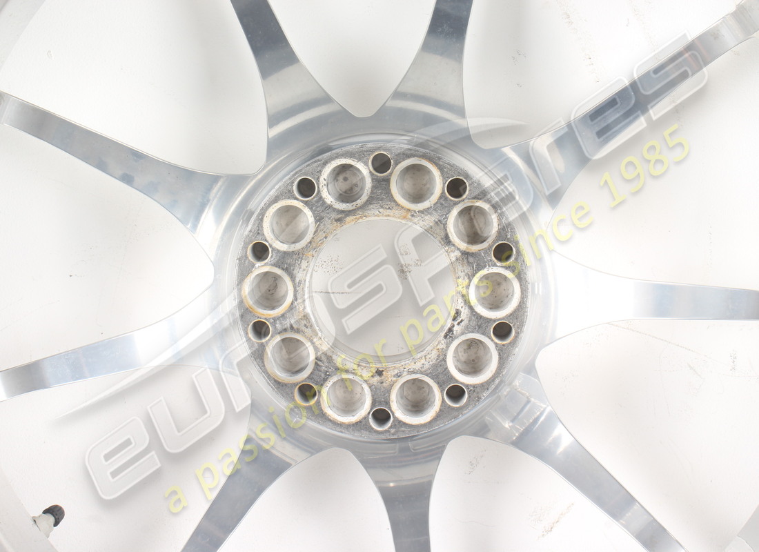 set di ruote usate mclaren. numero parte eap1558709 (4)