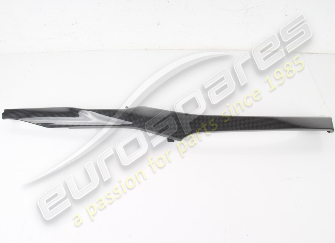 USATO Ferrari MOBILETTO ANT. SUP.DX CARBON . NUMERO PARTE 791066 (1)