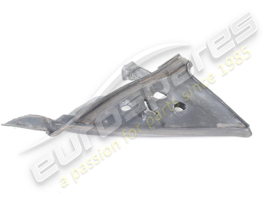 guarnizione specchietto retrovisore destro usata maserati. numero parte 69464000 (3)