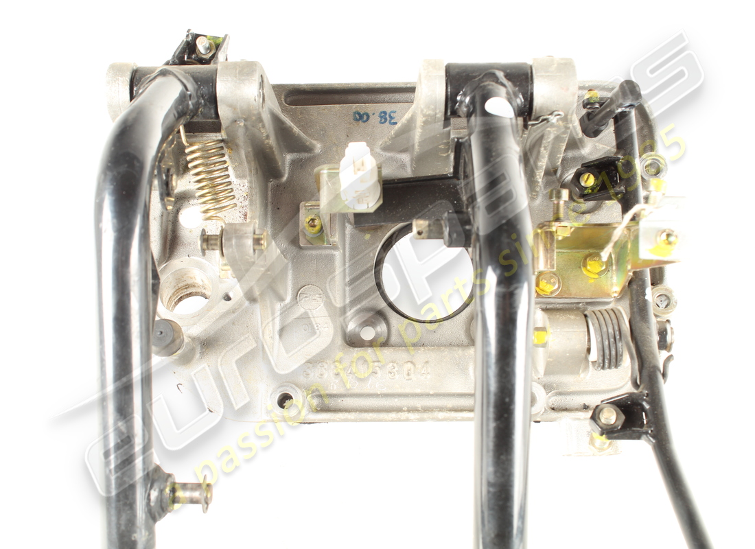 usato maserati pedali supporto. numero parte 388410304 (2)