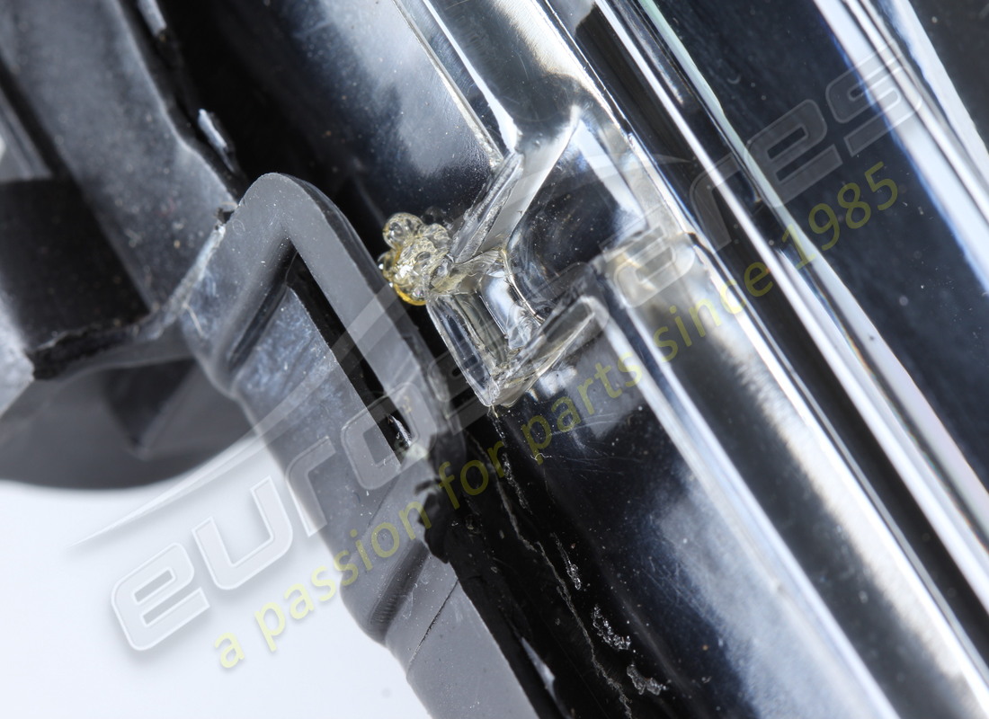 NUOVO (ALTRO) FERRARI FARO ANTERIORE SX NERO DAYTONA LHD NUMERO PARTE 69181771 (8) nuovo (altro) ferrari faro anteriore sx nero daytona lhd numero parte 69181771 (8)