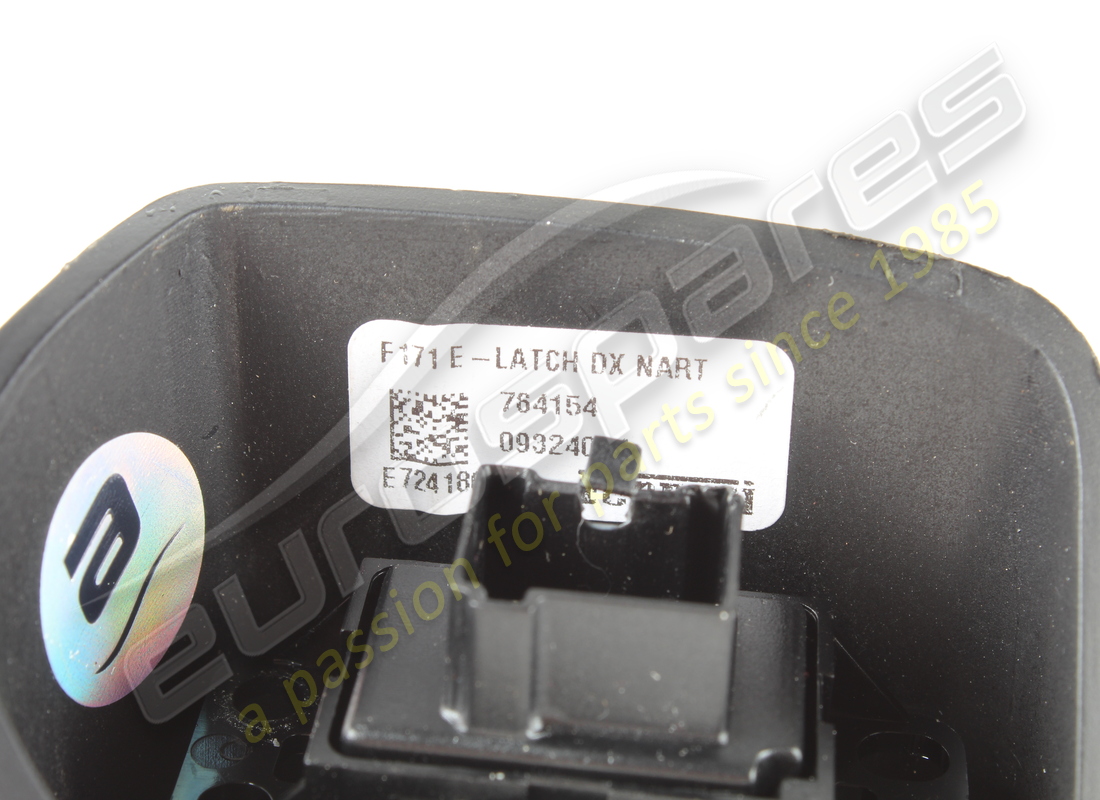 USATO FERRARI MANIGLIONE MOSTRINA SUPERIORE. NUMERO PARTE 764154 (5) usato ferrari maniglione mostrina superiore. numero parte 764154 (5)