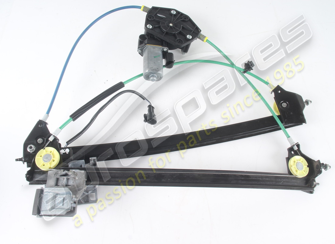 FINESTRINO ELETTRICO PORTA ANTERIORE SINISTRA USATO Ferrari M . NUMERO PARTE 82127600 (1)