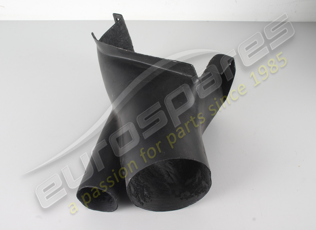 nuovo ferrari convogliatore aria freno destro. codice articolo 124191 (3)
