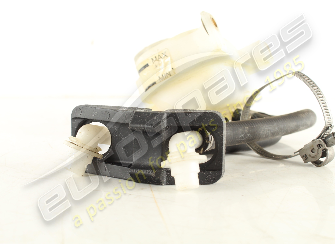 SERBATOIO LIQUIDO FRENI FERRARI USATO. NUMERO PARTE 259047 (4) serbatoio liquido freni ferrari usato. numero parte 259047 (4)