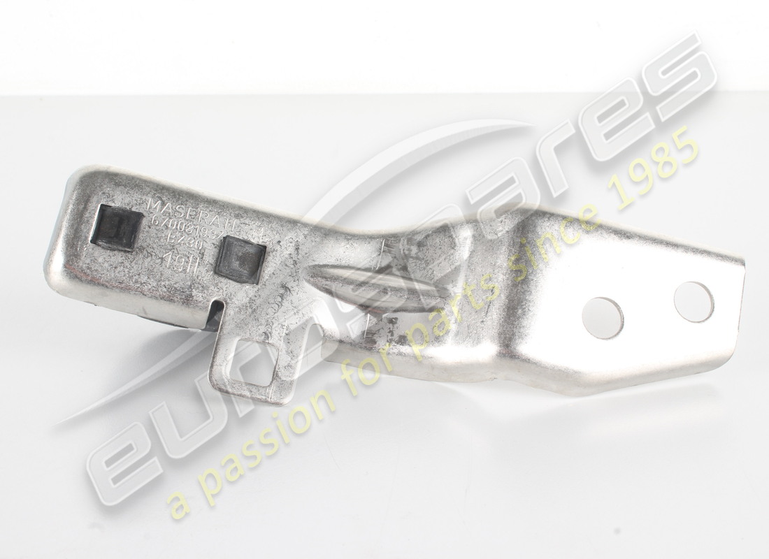 nuovo maserati supporto posteriore destro tubo di scarico. numero parte 670031934 (1)