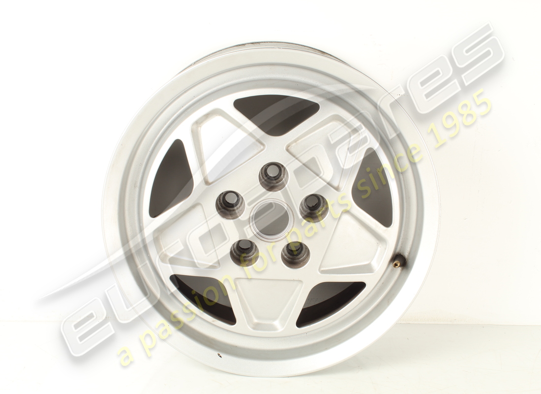 USATO Ferrari RUOTA ANTERIORE DA STRADA 3.2 MQV . NUMERO PARTE 127465 (1)