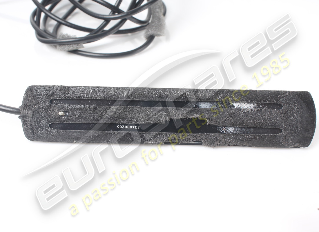 ANTENNA GSM GLONASS FERRARI USATA. NUMERO PARTE 336507 (3) antenna gsm glonass ferrari usata. numero parte 336507 (3)