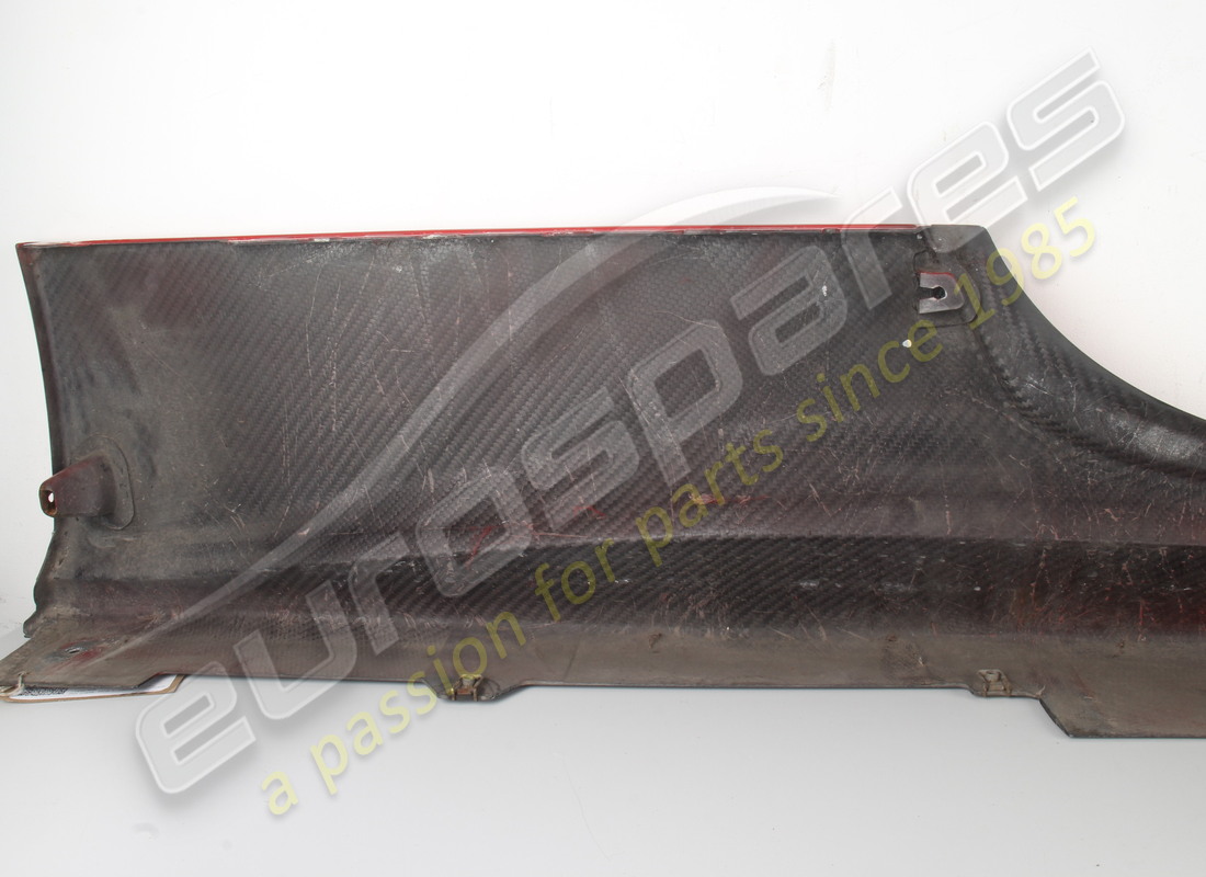 rivestimento sottoporta sx usato ferrari. numero parte 86936410 (9)