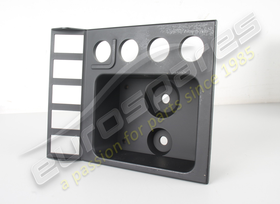 nuova (altra) targa ferrari. numero parte 65366800 (2)