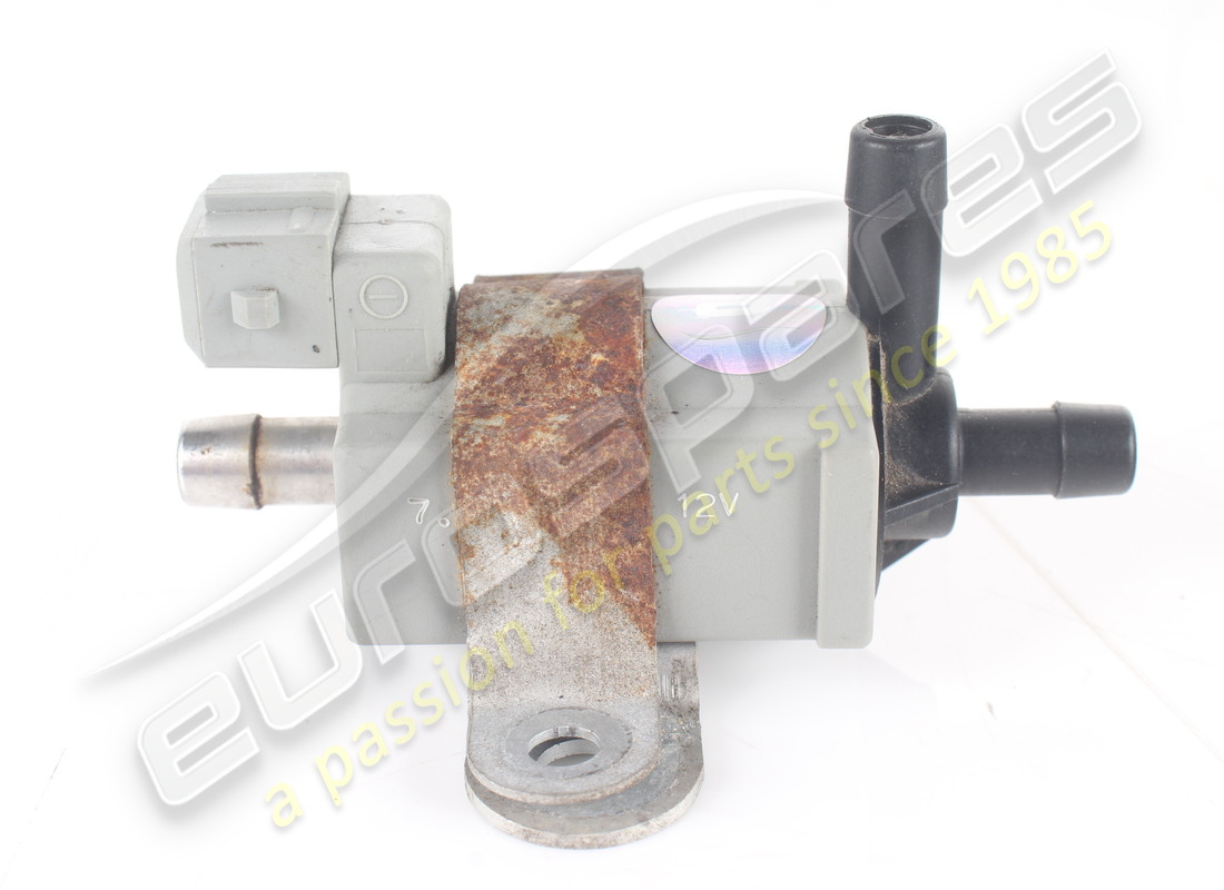 VALVOLA FERRARI USATA. NUMERO PARTE 178309 (2) valvola ferrari usata. numero parte 178309 (2)