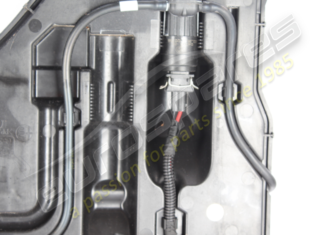maserati serbatoio rondella usato. numero parte 675001665 (2)