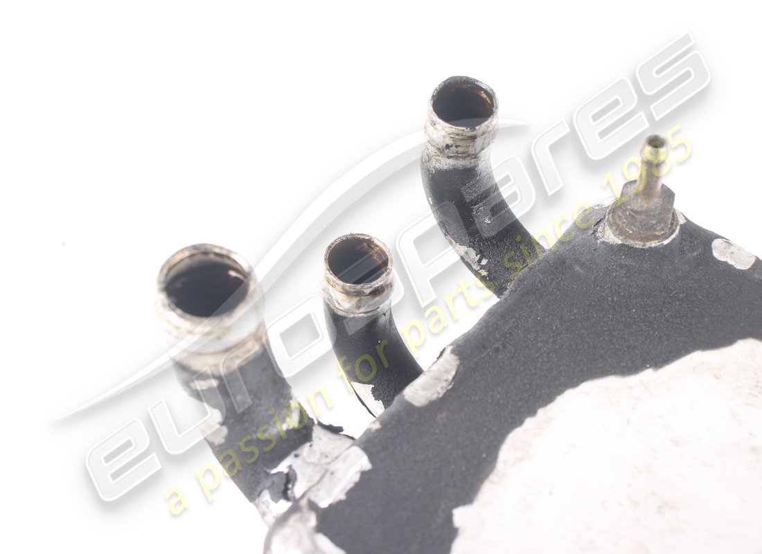 SEPARATORE DI VAPORE DELL'OLIO MASERATI USATO. NUMERO PARTE 585043003 (5) separatore di vapore dell'olio maserati usato. numero parte 585043003 (5)