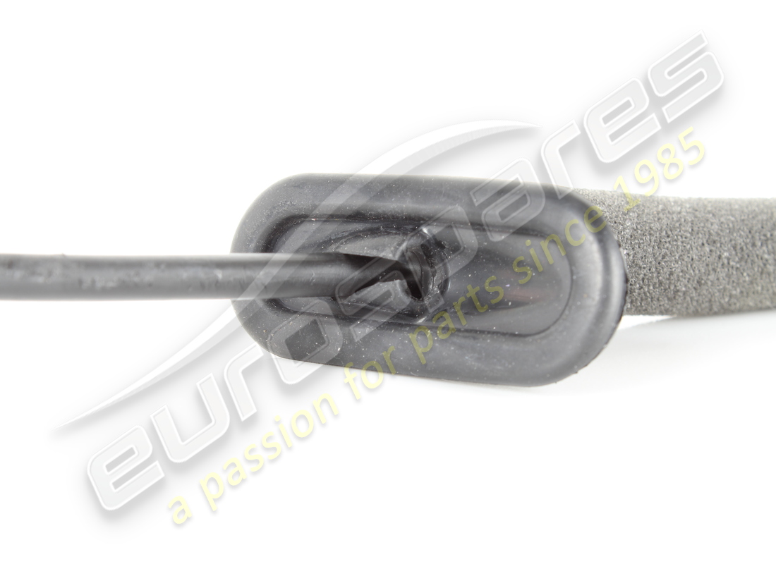 USATO FERRARI PORTO BOWDEN MANIGLIA INTERNA. NUMERO PARTE 980005 (5) usato ferrari porto bowden maniglia interna. numero parte 980005 (5)