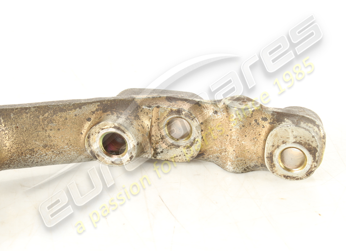 braccio superiore sx usato ferrari. numero parte 125682 (2)