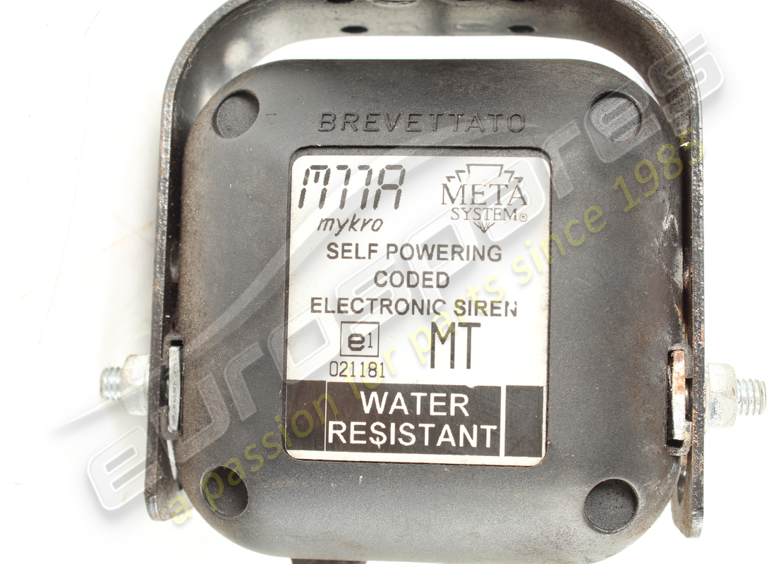 KIT SIRENA ALLARME MASERATI USATO. NUMERO PARTE 373307227 (5) kit sirena allarme maserati usato. numero parte 373307227 (5)