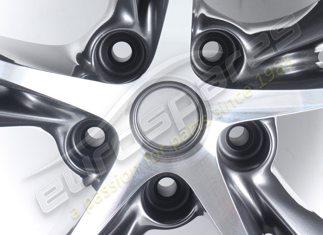 ricondizionato ferrari cerchio forg post sx t grigio. numero parte 986220 (2)