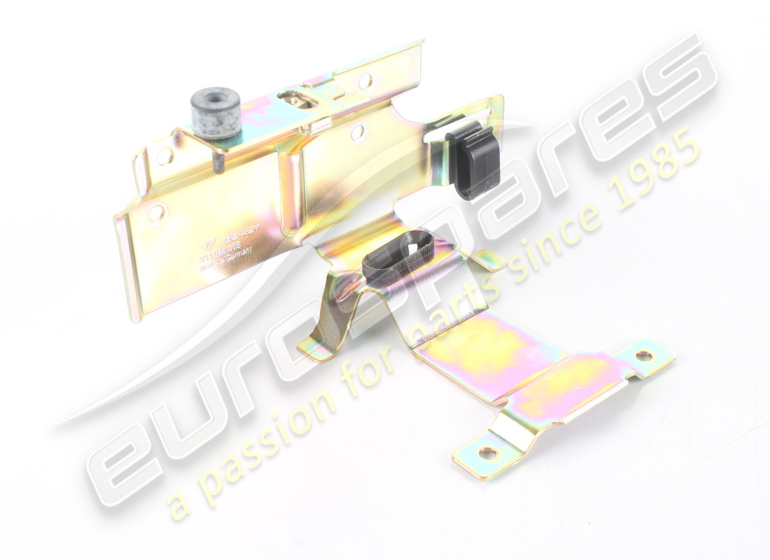 nuova parentesi porsche. numero parte 99363110800 (1)