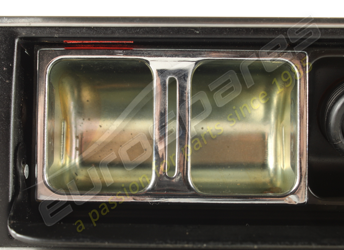 usato posacenere ferrari cromato. numero parte 2576492000 (3)