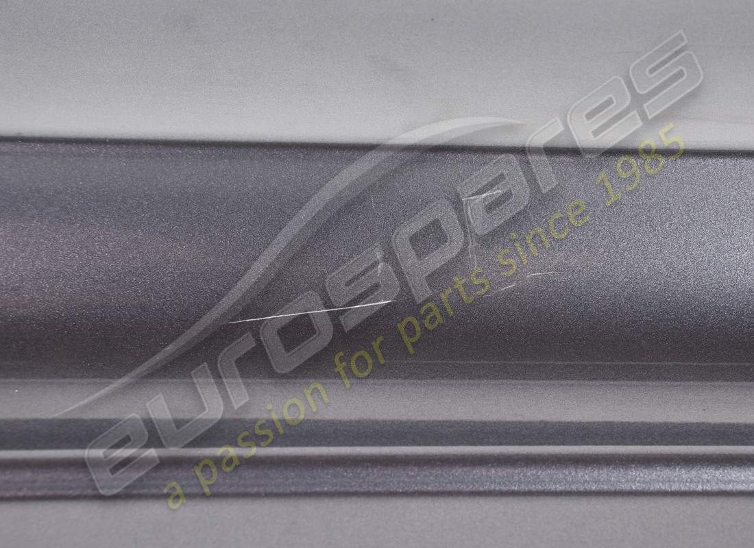 gonna laterale sx usata maserati mc stradale. numero parte 83535900 (4)