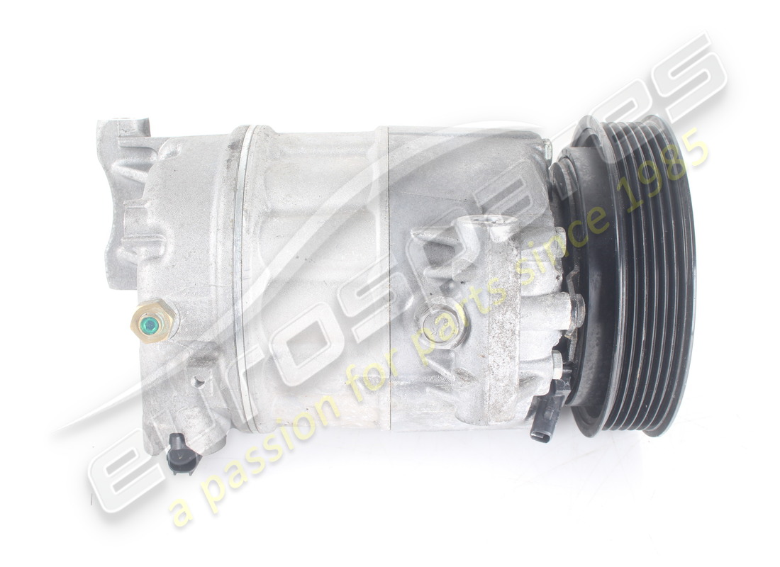 compressore dell'aria condizionata ferrari usato. numero parte 333331 (3)