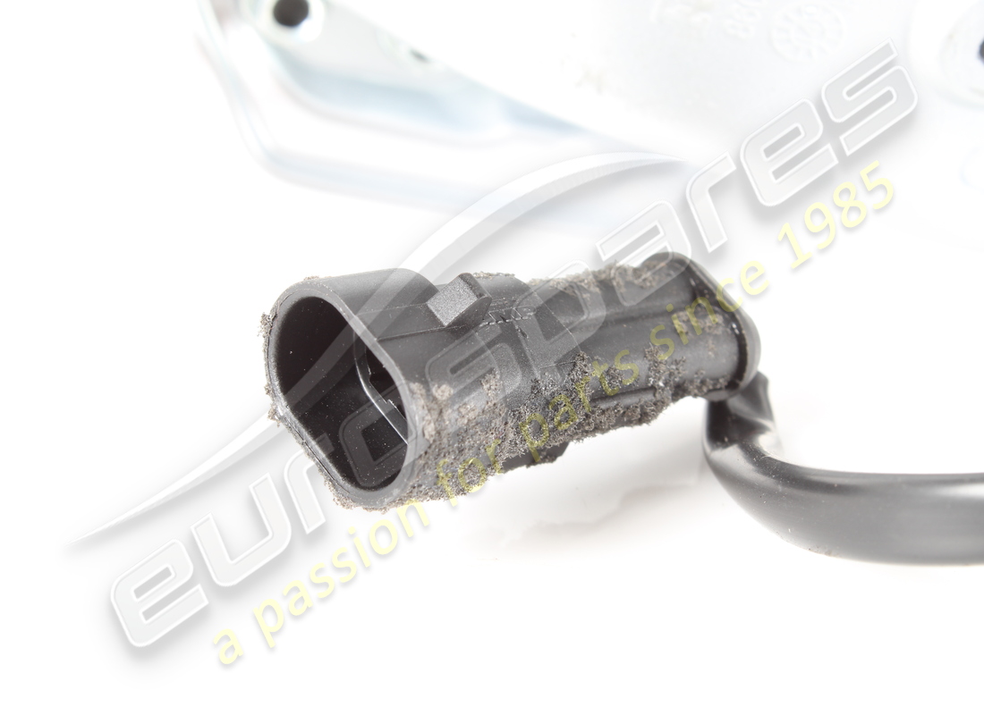 usato ferrari incastro leva sblocco porta sx. numero parte 86461500 (3)