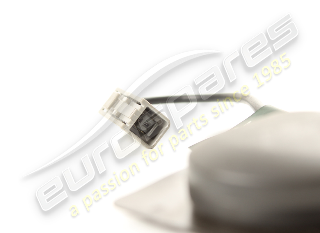 antenna gps aston martin usata. numero parte ag4318c840aa (3)