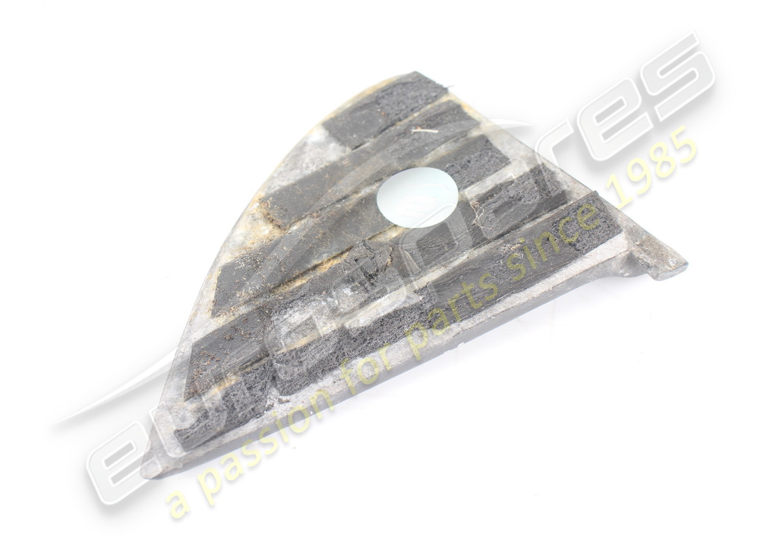 PIASTRA DI RIFINITURA ESTERNA PORTA POSTERIORE USATA MASERATI. NUMERO PARTE 374500656 (4) piastra di rifinitura esterna porta posteriore usata maserati. numero parte 374500656 (4)