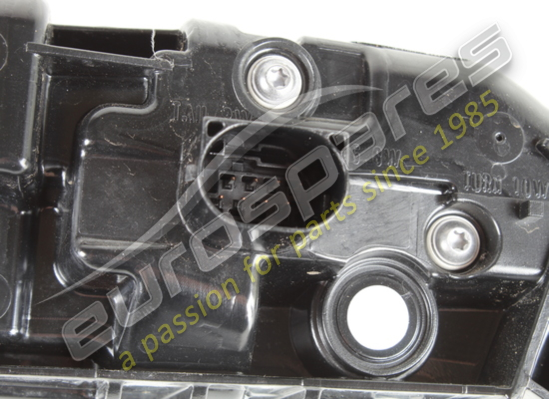 USATO FERRARI FANALE POSTERIORE SX. NUMERO PARTE 960506 (3) usato ferrari fanale posteriore sx. numero parte 960506 (3)