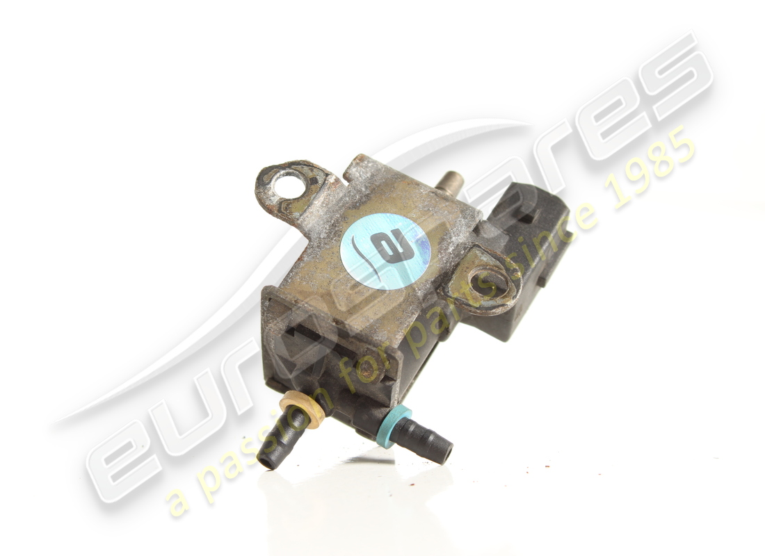 valvola solenoide ferrari usata. numero parte 154384 (2)