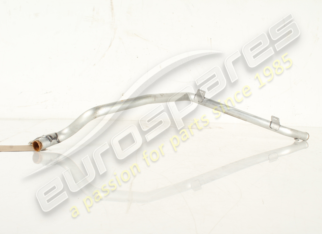 TUBO METALLICO USATO Ferrari PER POMPA. NUMERO PARTE 271752 (1)