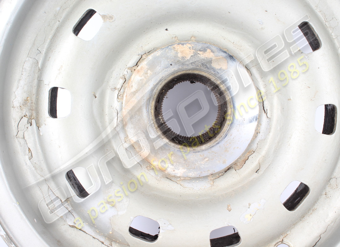 ruota stradale usata ferrari 7.5 x 15''. numero parte 700337 (4)