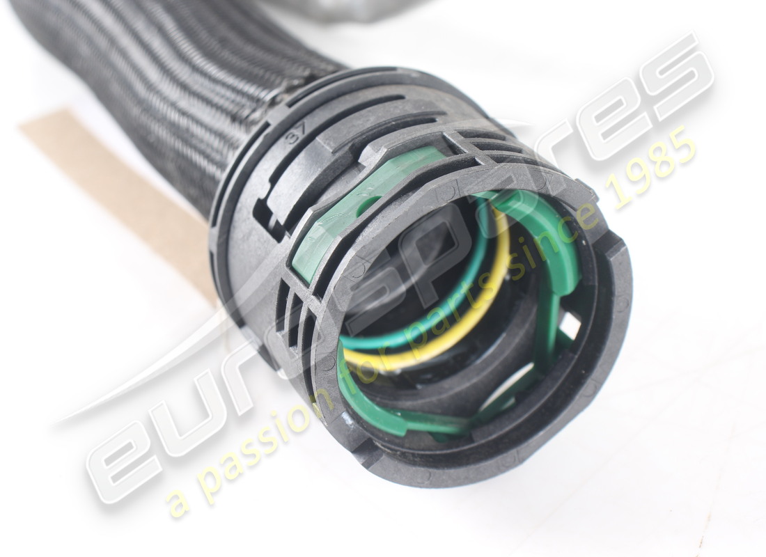 gruppo tubo di riempimento carburante ferrari usato. numero parte 278323 (5)