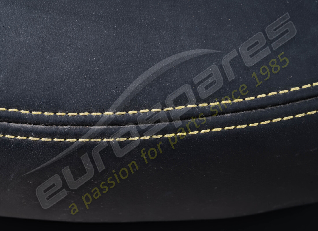 COPPIA DI FERRARI PORTOFINO RHD USATI DI POSTI A SEDERE IN NERO. NUMERO PARTE EAP1450352 (7) coppia di ferrari portofino rhd usati di posti a sedere in nero. numero parte eap1450352 (7)