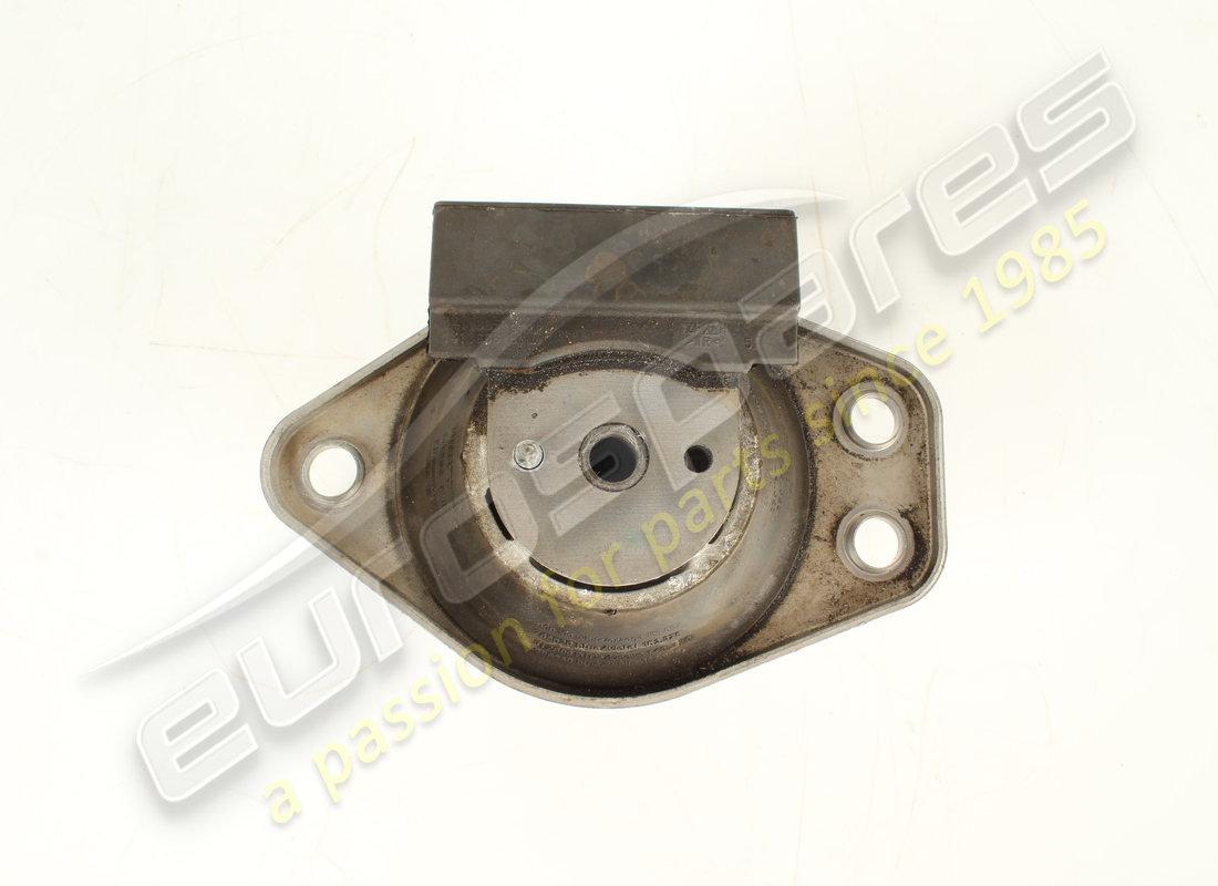 supporto motore flessibile rh usato ferrari. numero parte 259756 (4)