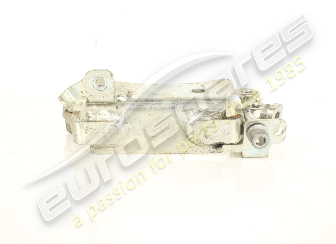 supporto limitatore di corsa boccola sx usato ferrari. numero parte 949996 (4)
