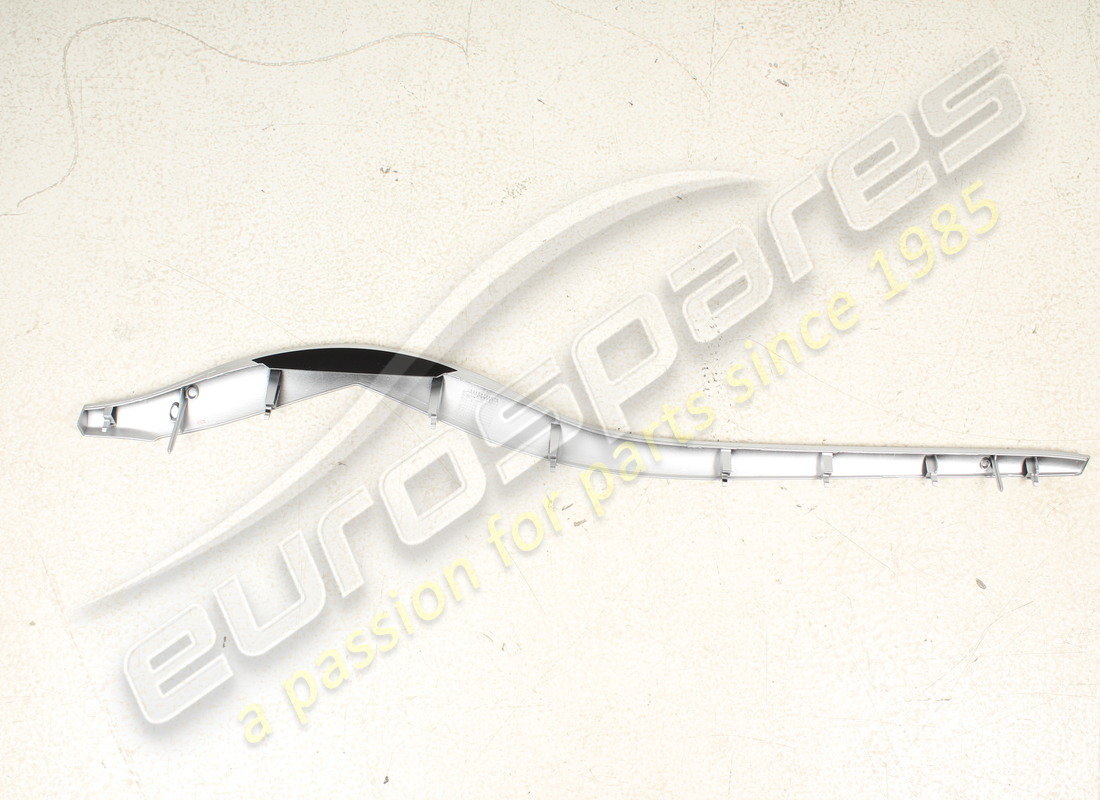 nuovo maserati modanatura cruscotto lato destro -. numero parte 68516247 (2)