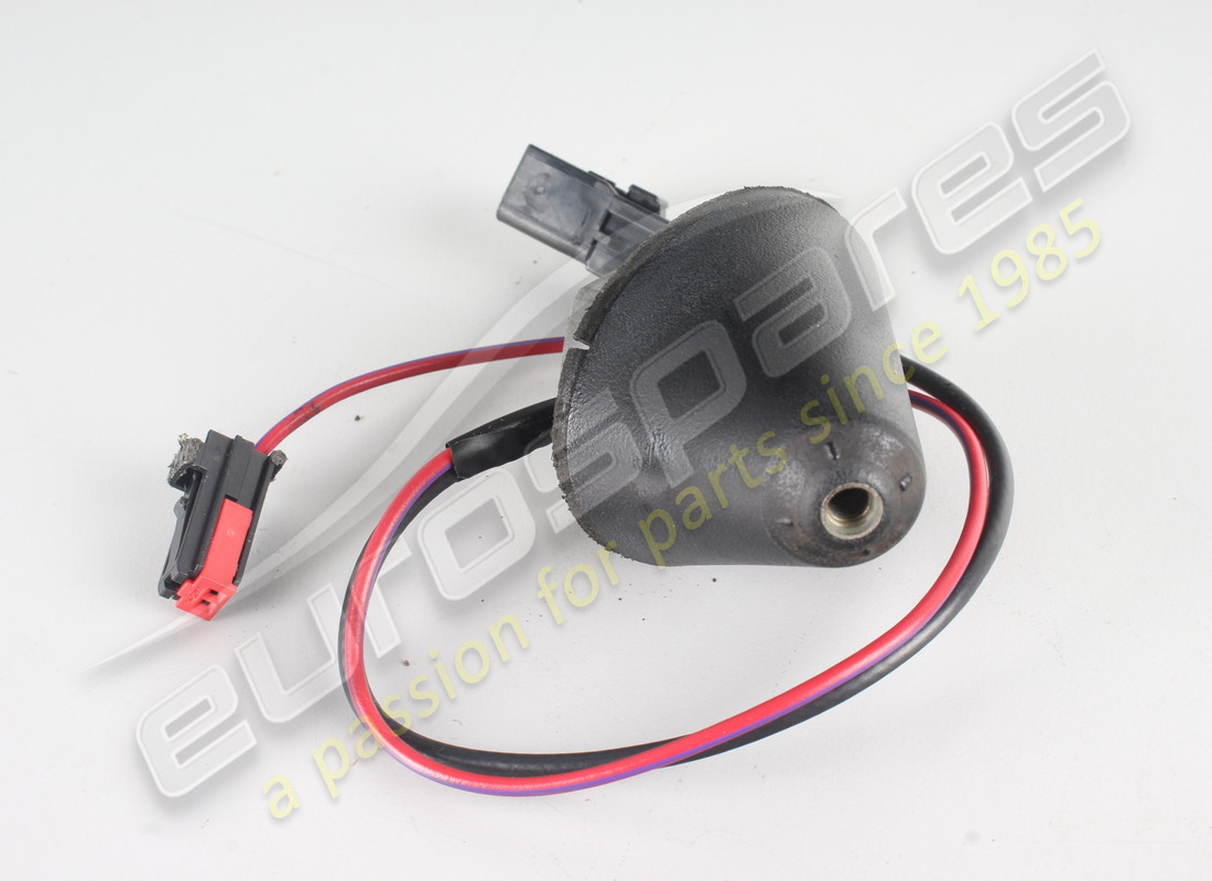 ANTENNA RADIO USATA Aston Martin, BASE, AM/FM. NUMERO PARTE 4X4318A978AC (1)