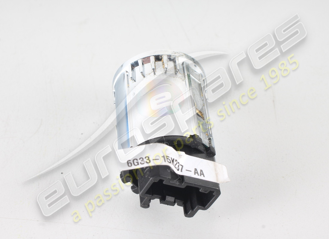 interruttore aston martin, fendinebbia posteriore danneggiato. numero parte 6g3315k237aa (2)