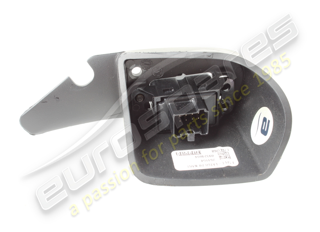 USATO FERRARI MANIGLIONE MOSTRINA SUPERIORE. NUMERO PARTE 764154 (2) usato ferrari maniglione mostrina superiore. numero parte 764154 (2)