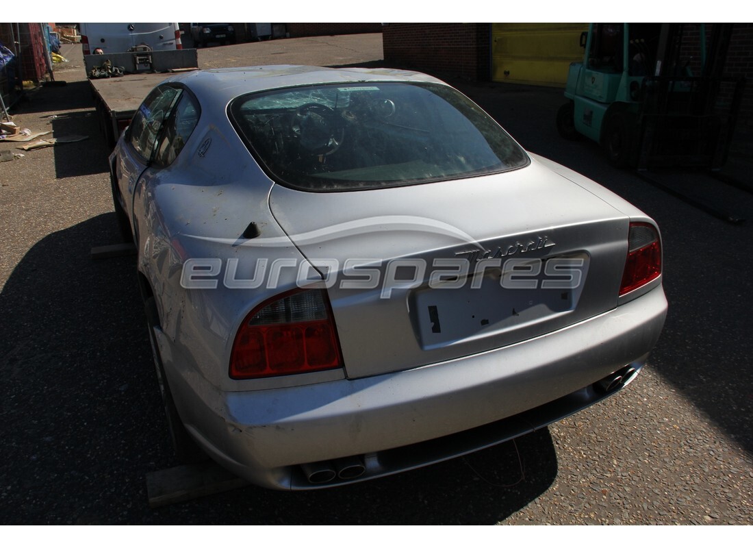maserati 4200 coupe (2003) con 27,600 miles, in preparazione per lo smantellamento di #6