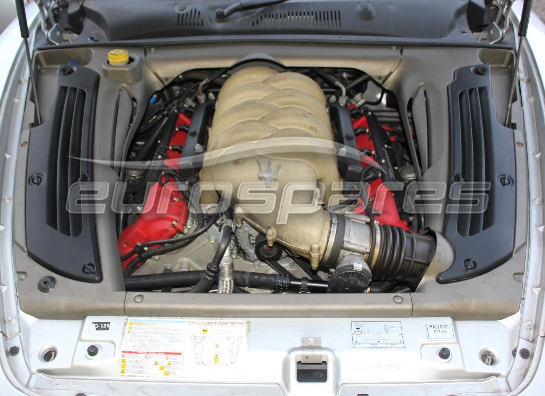 maserati 4200 coupe (2004) con 55,871 miles, in preparazione per lo smantellamento di #8