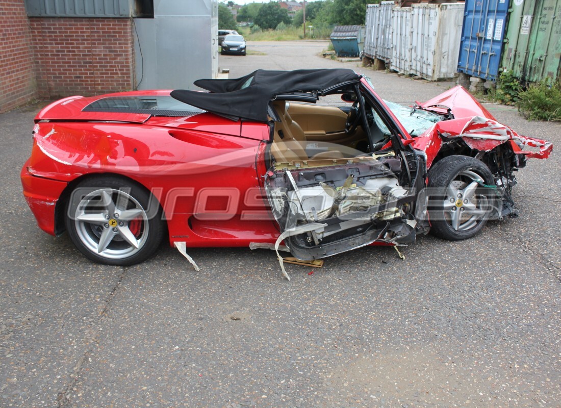ferrari 360 spider con 23,000 chilometri, in preparazione per lo smantellamento #5