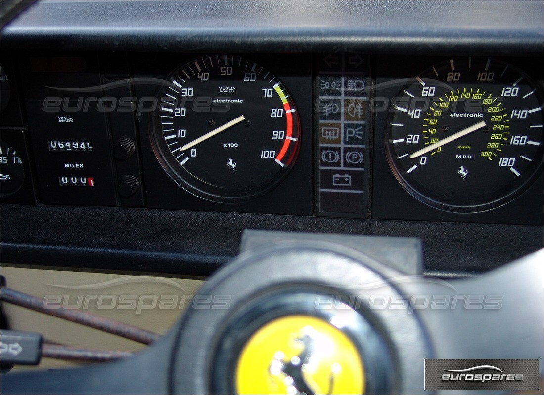 ferrari mondial 3.0 qv (1984) con 64,000 miles, in preparazione per lo smantellamento di #8