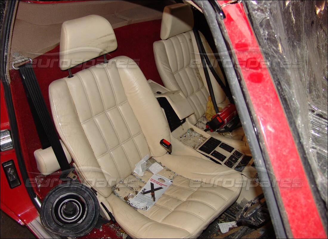 ferrari 328 (1985) con 25,374 miles, in preparazione per lo smantellamento di #3