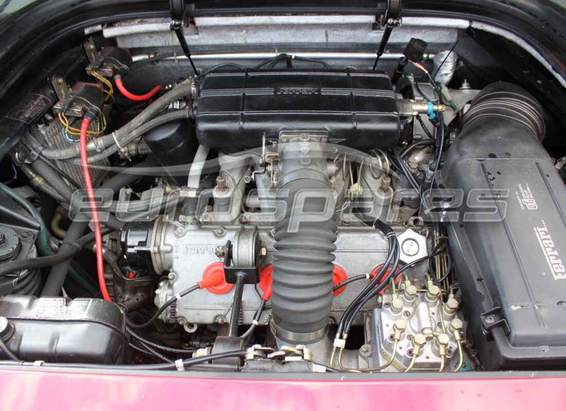 ferrari mondial 3.0 qv (1984) con 56,204 chilometri, in preparazione per lo smantellamento #10
