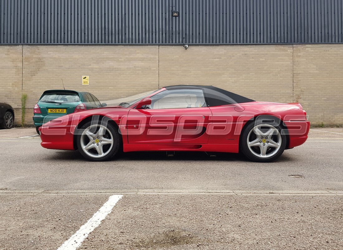 ferrari 355 (2.7 motronic) con 28,735 miles, in preparazione per lo smantellamento di #2