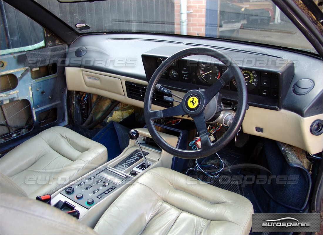 ferrari mondial 3.0 qv (1984) con 64,000 miles, in preparazione per lo smantellamento di #6